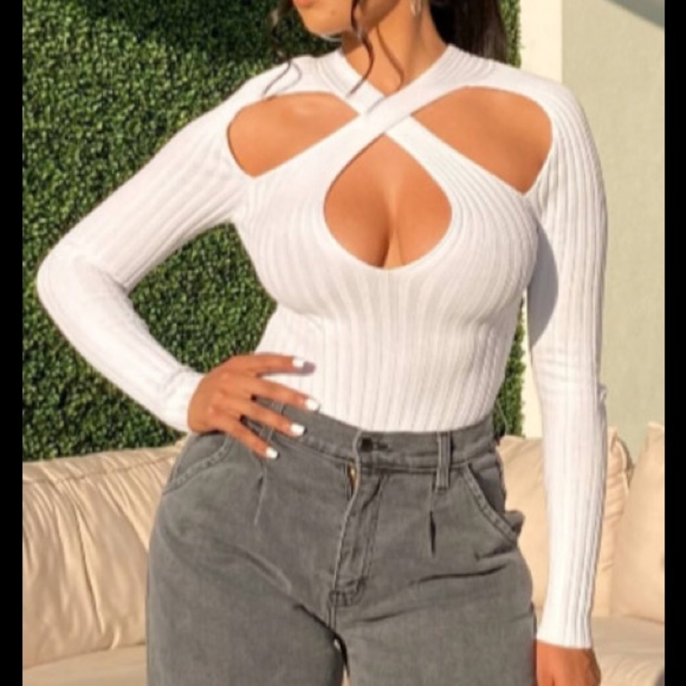 Sexy Hollowed Out Rib Knit White Long Sleeve Tight Shirt
